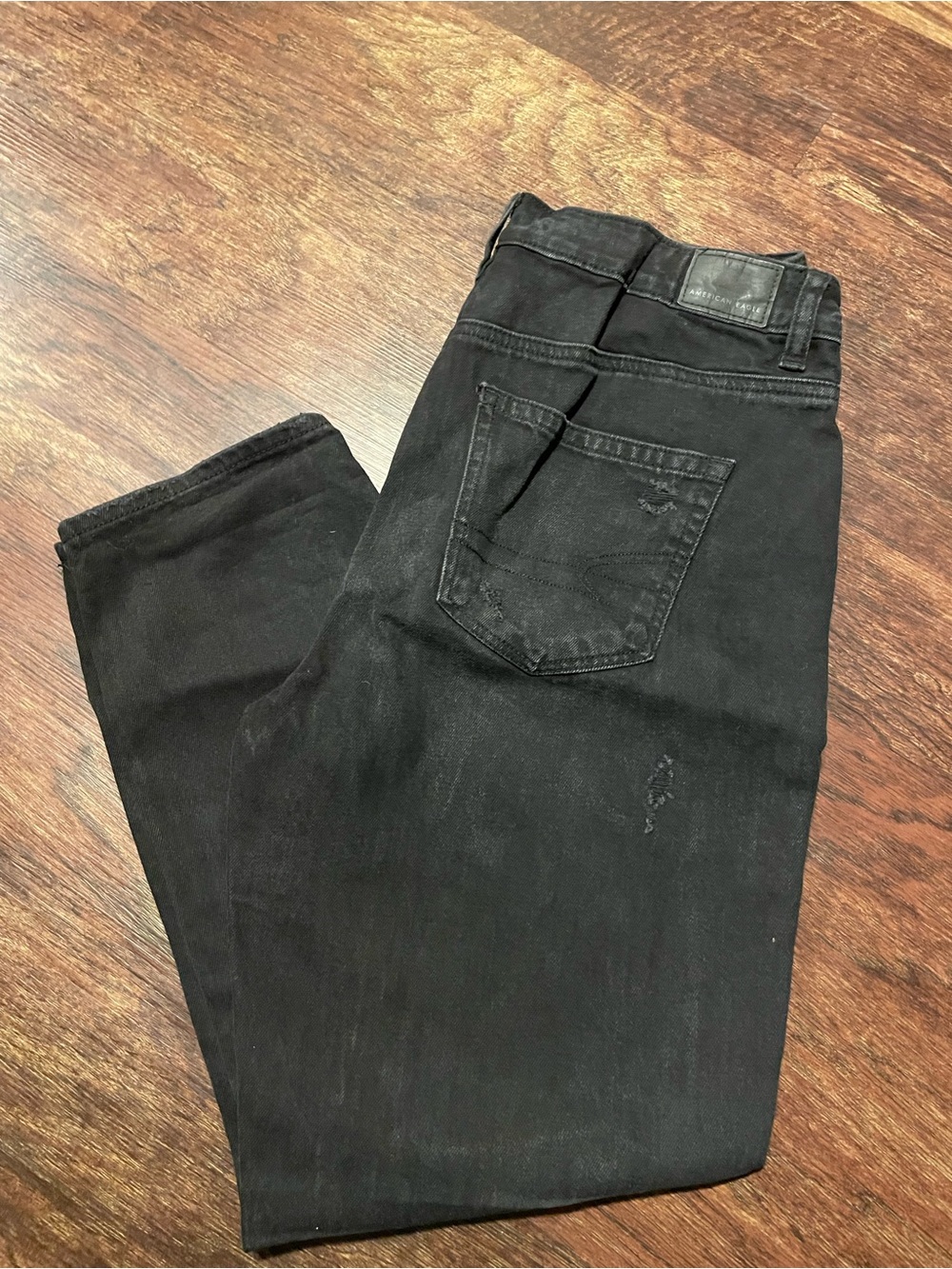 American eagle distressed jeans